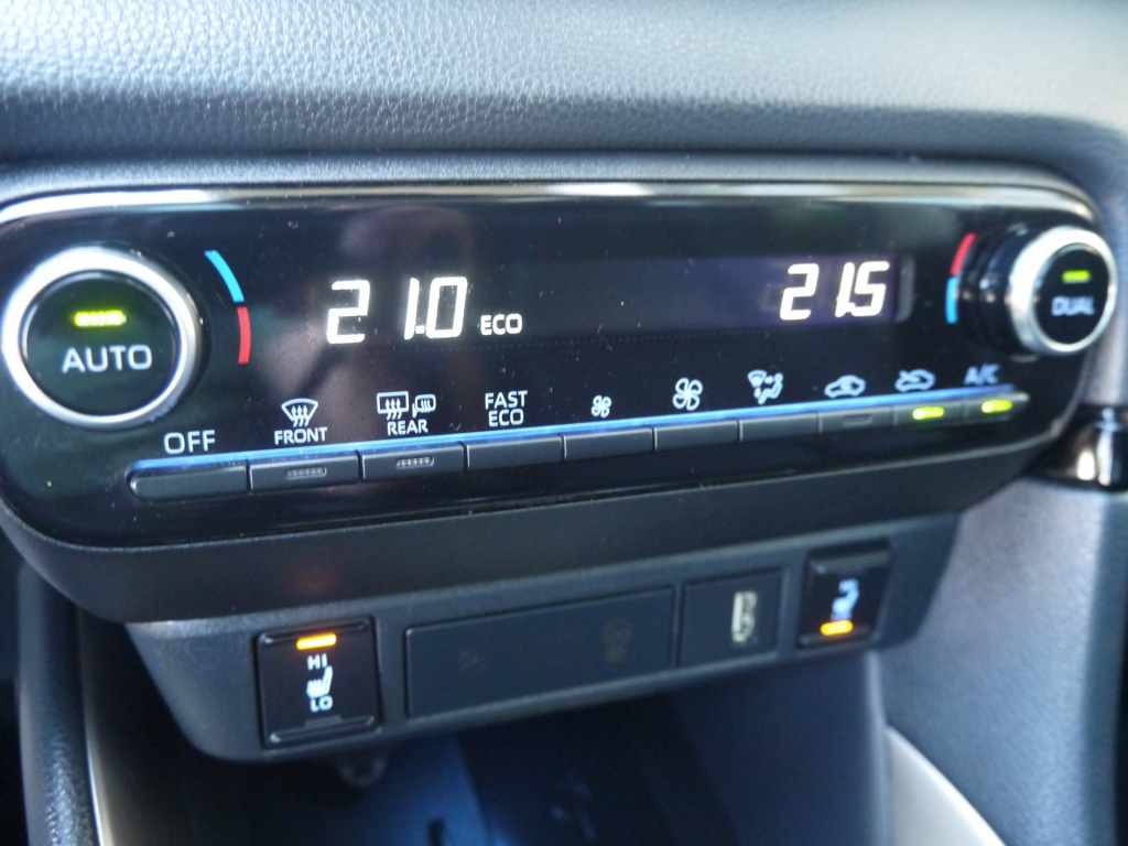 Mazda 2 Hybrid