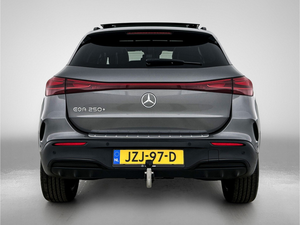 Mercedes-Benz Eqa