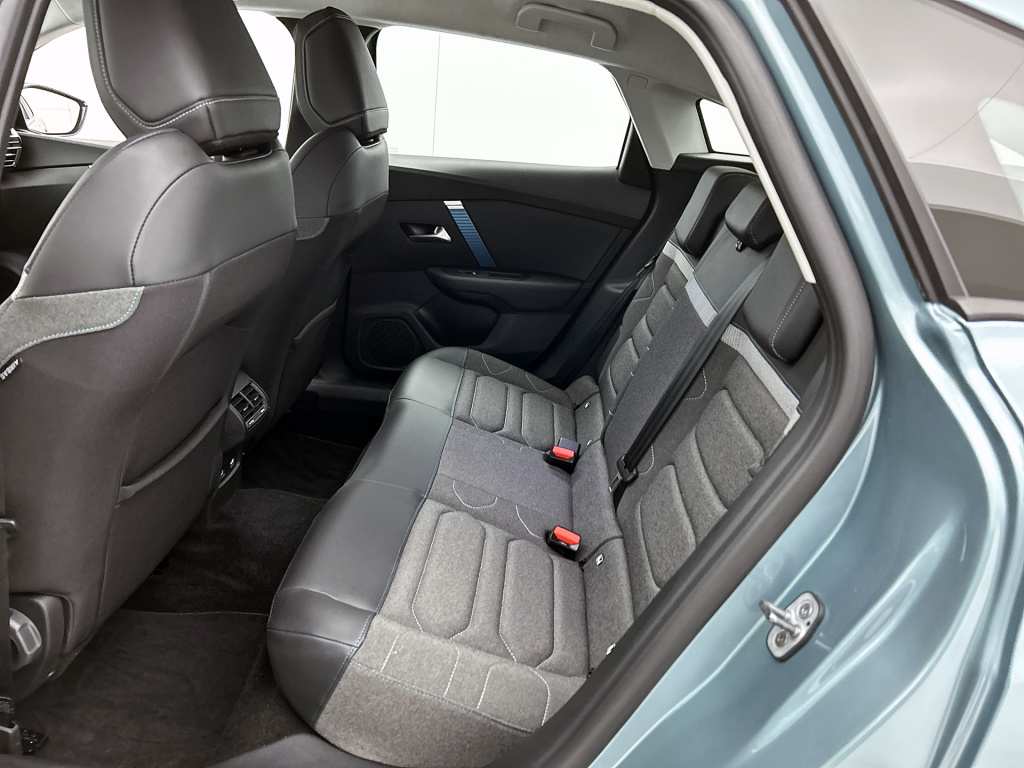 Citroen Ë-c4