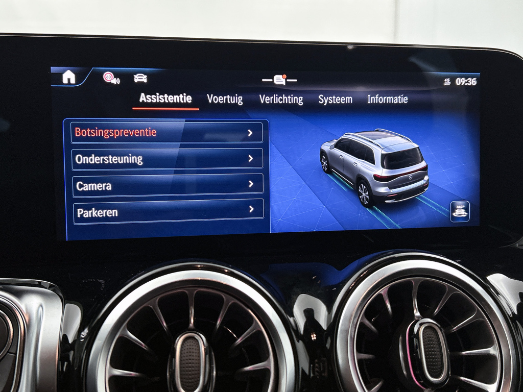 Mercedes-Benz Eqb