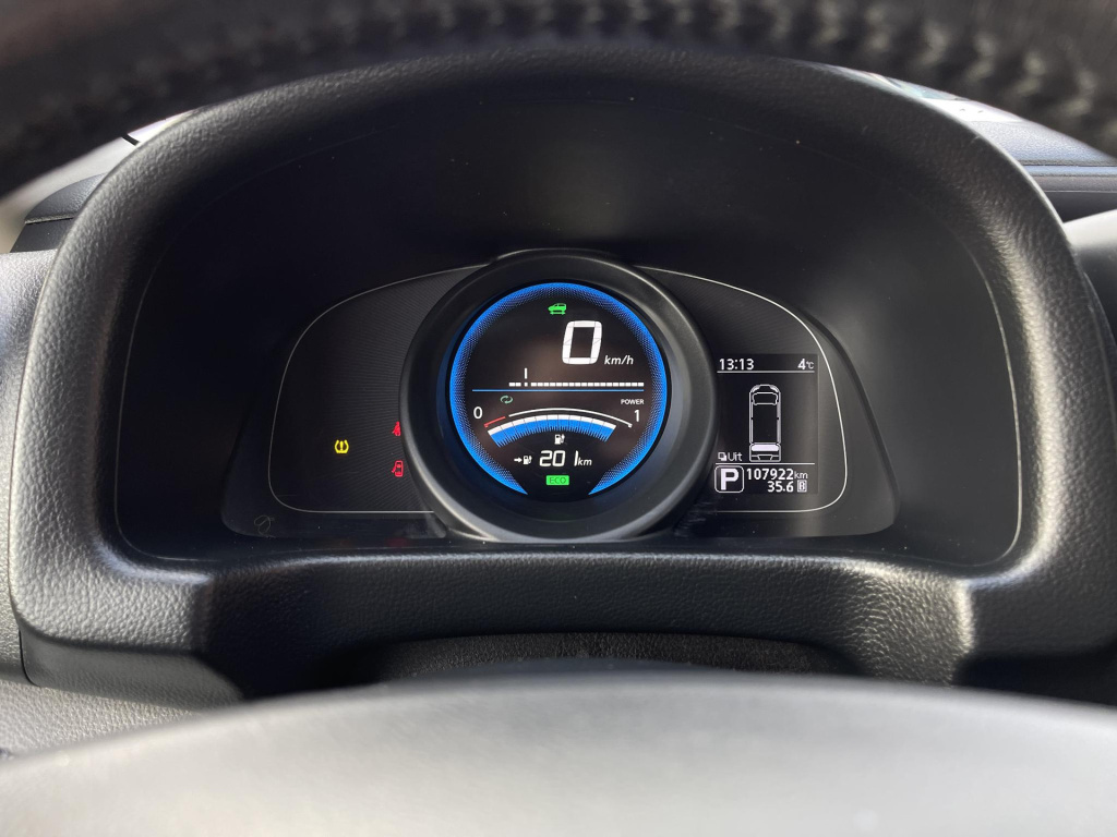 Nissan E-nv200