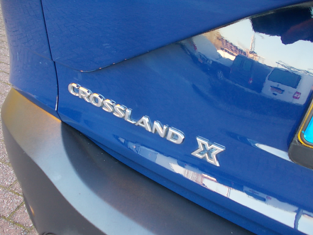 Opel Crossland X