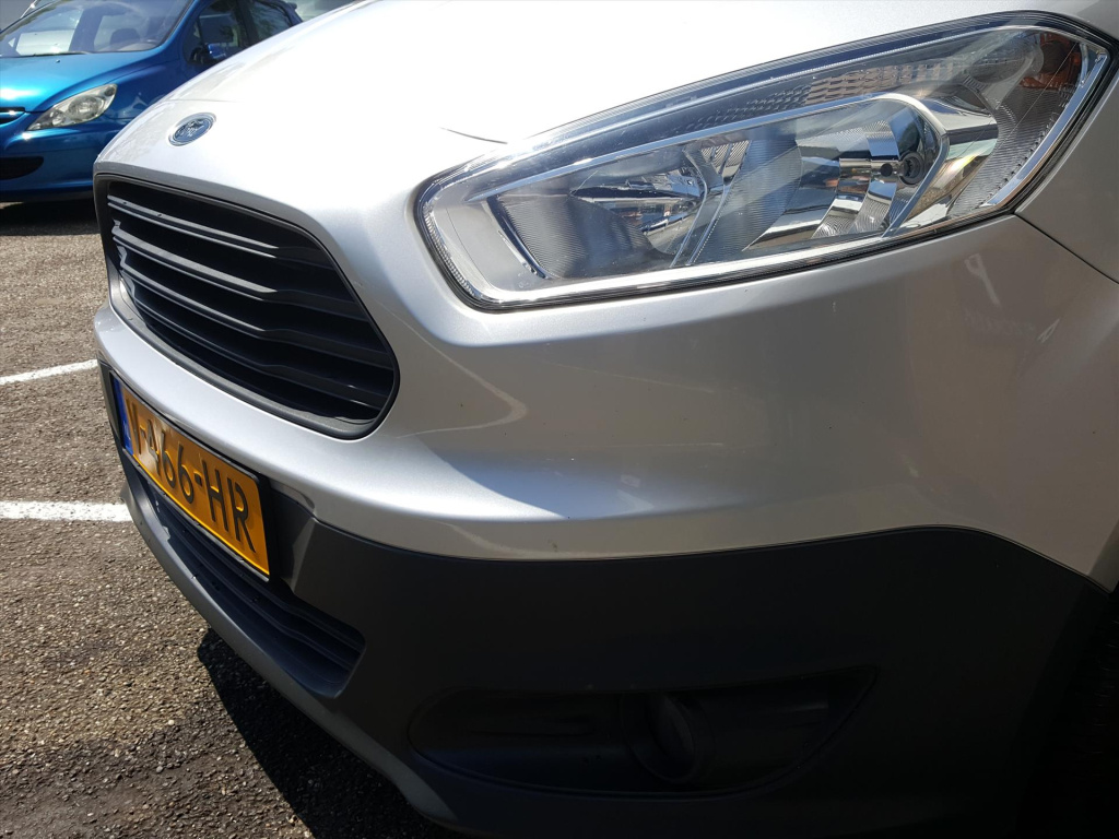 Ford Transit Courier