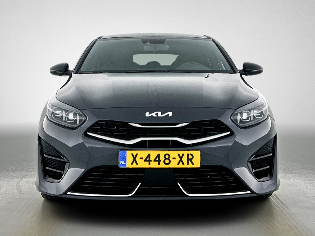 Kia Proceed