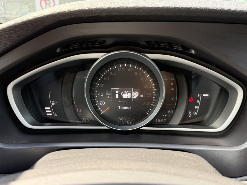 Volvo V40