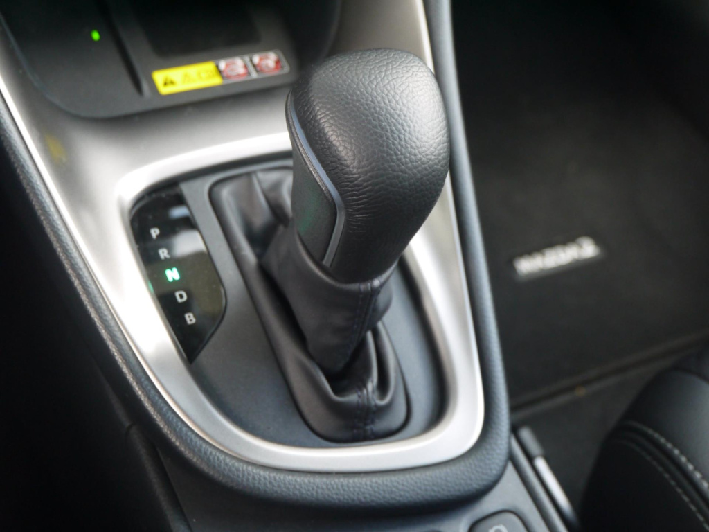 Mazda 2 Hybrid