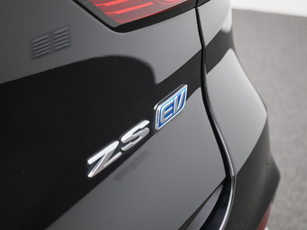 MG Zs Ev