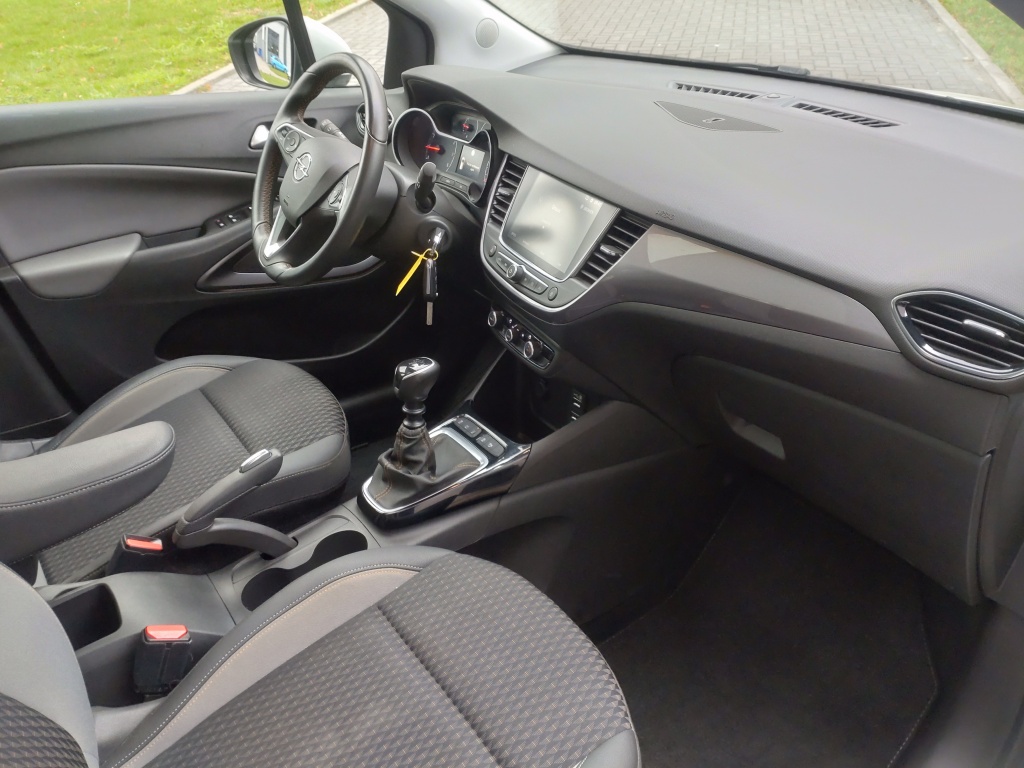 Opel Crossland X
