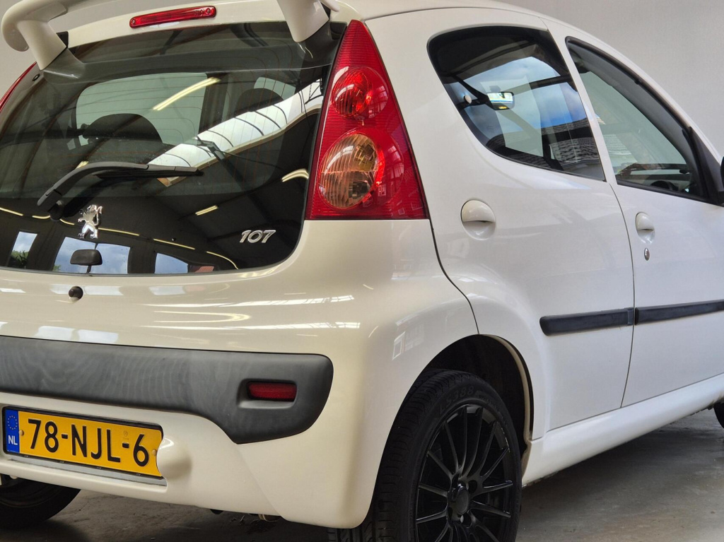 Peugeot 107
