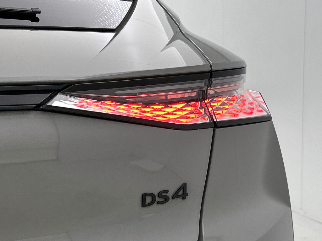 Ds Ds 4