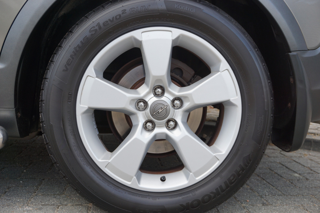 Opel Antara