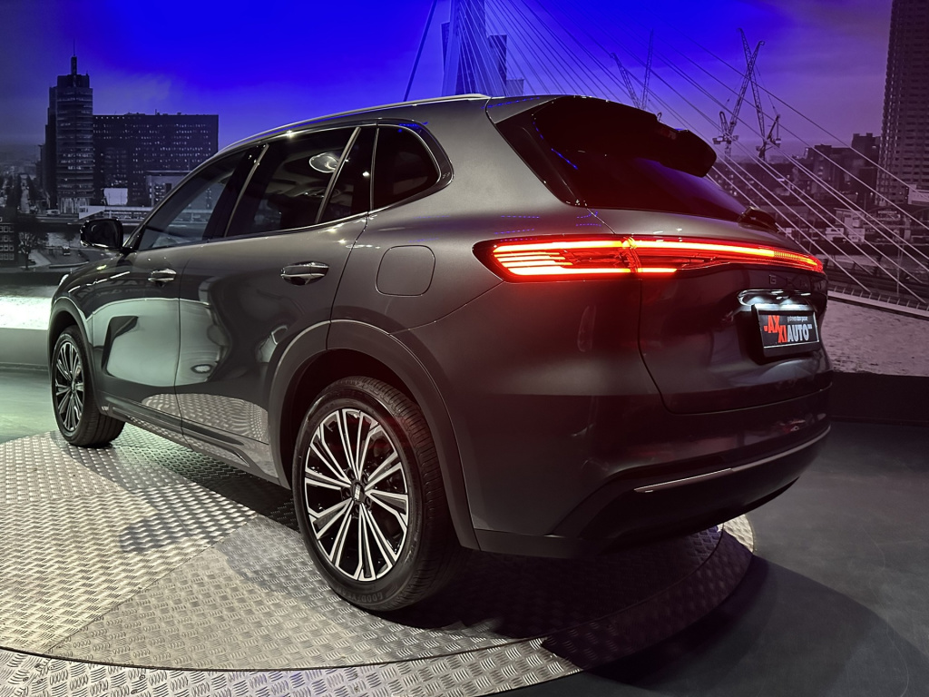 Geely Starray Em-i