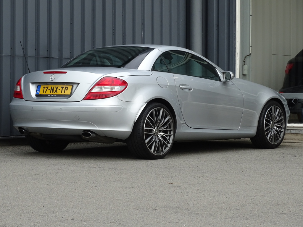 Mercedes-Benz SLK