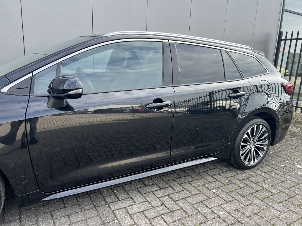 Toyota Corolla Touring Sports