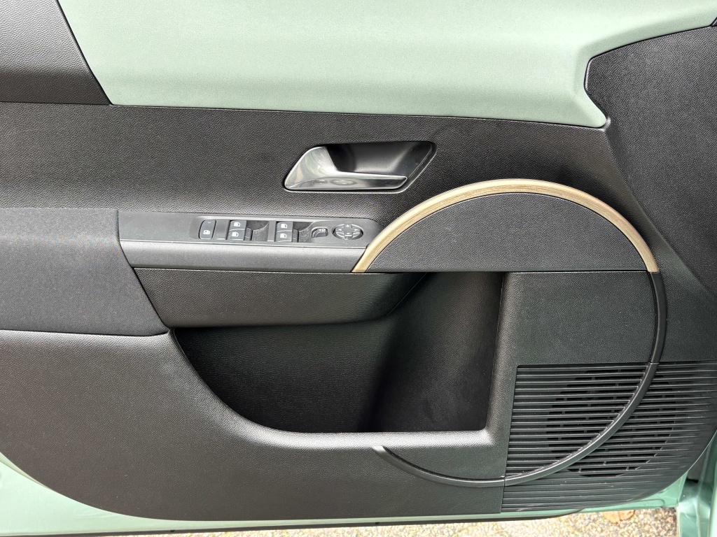 Lancia Y(psilon)