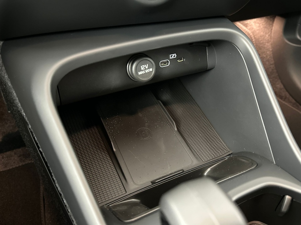 Volvo Ex40