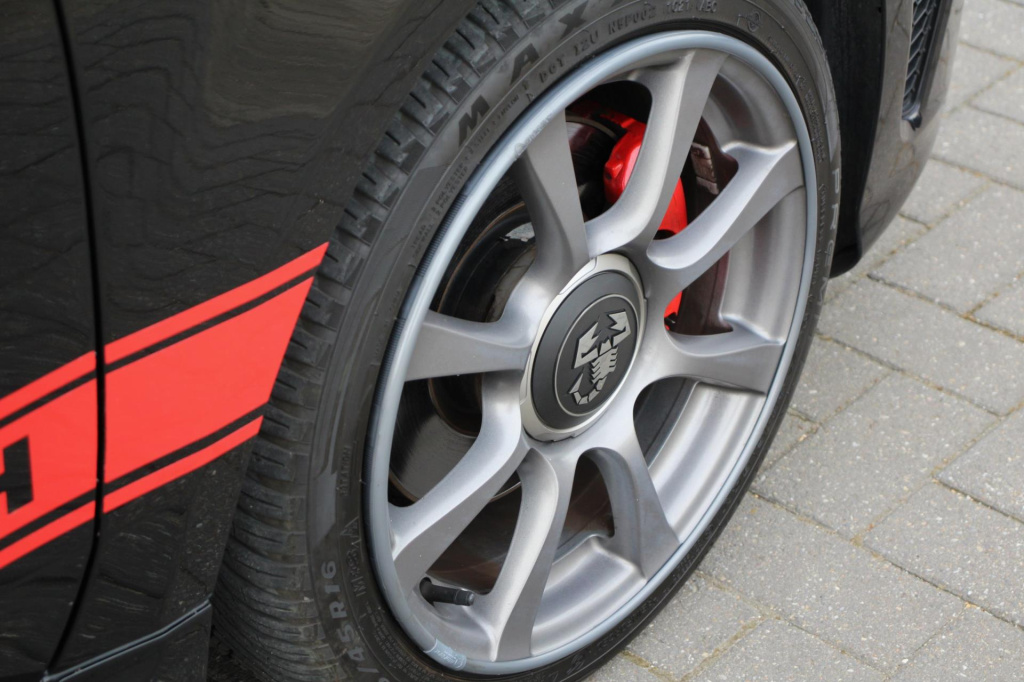 Abarth 595