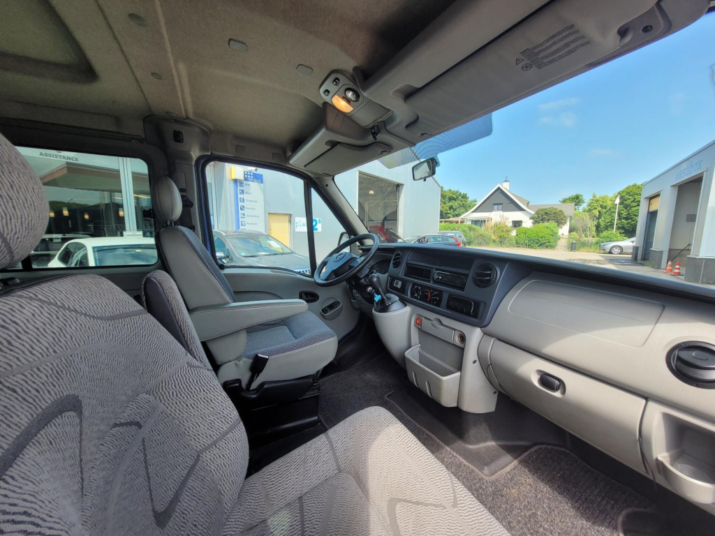 Opel Movano