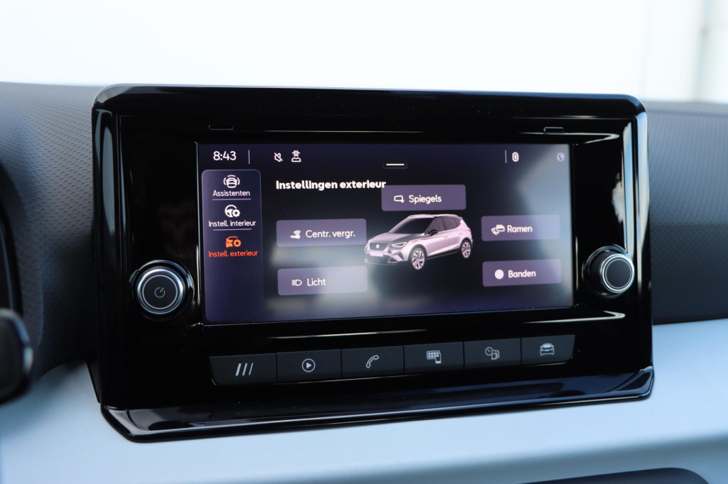 Seat Arona