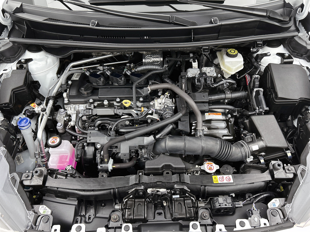 Mazda 2 Hybrid