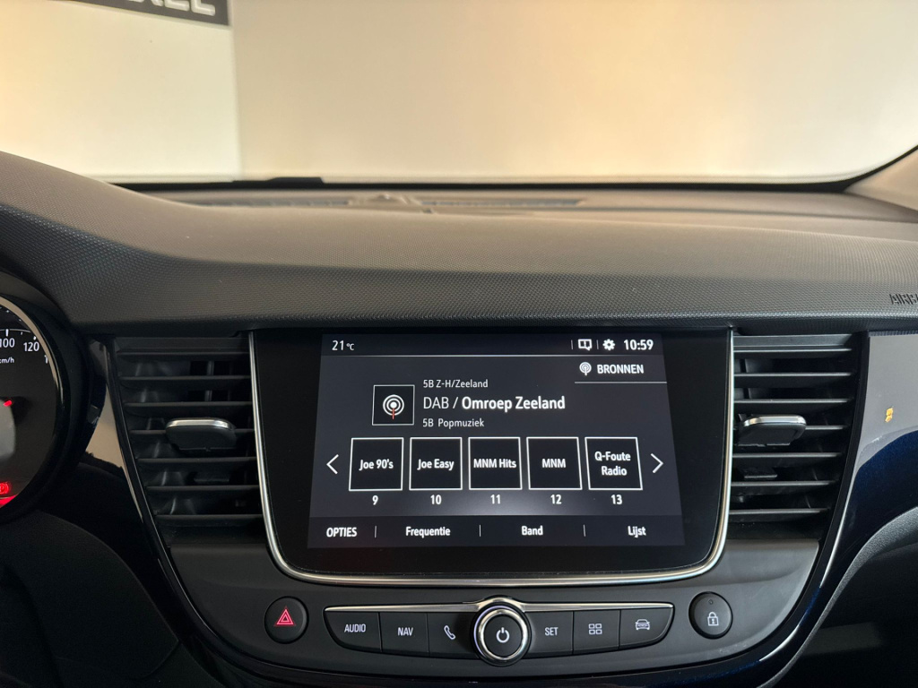 Opel Crossland X