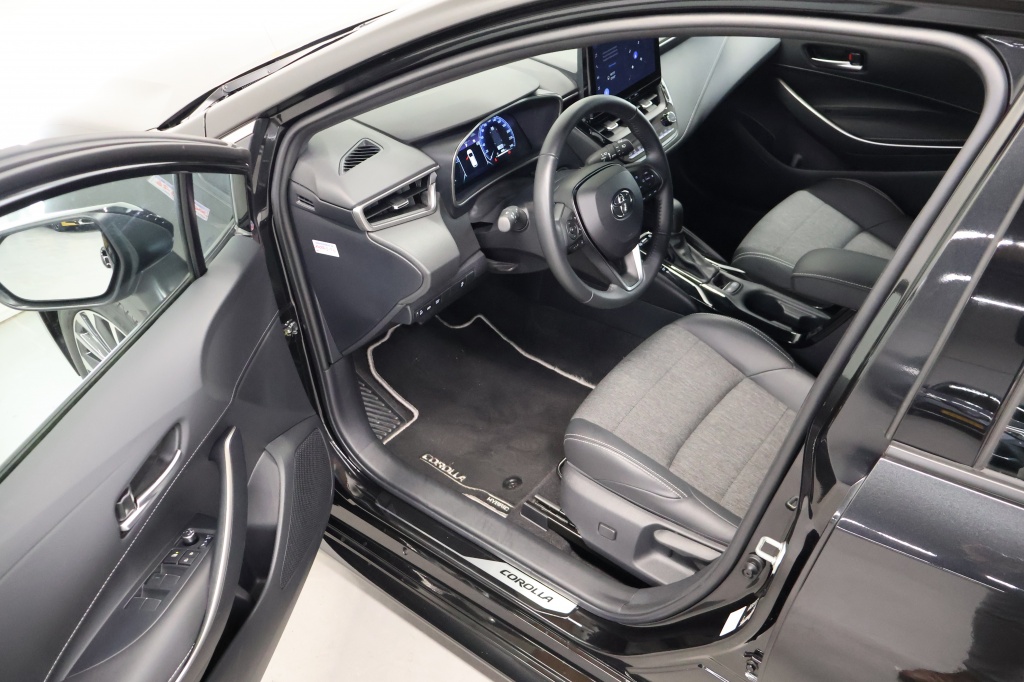 Toyota Corolla Touring Sports
