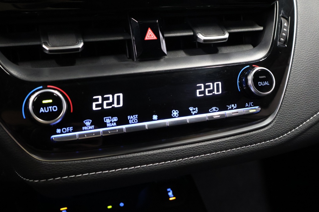 Toyota Corolla Touring Sports