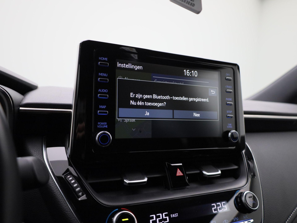 Toyota Corolla Touring Sports