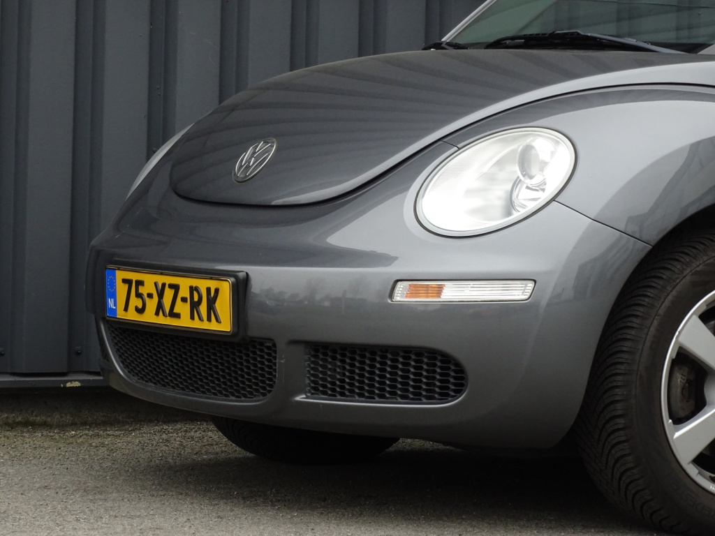 Volkswagen New Beetle