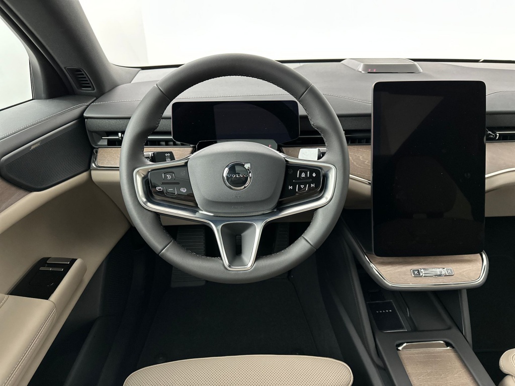 Volvo Es90