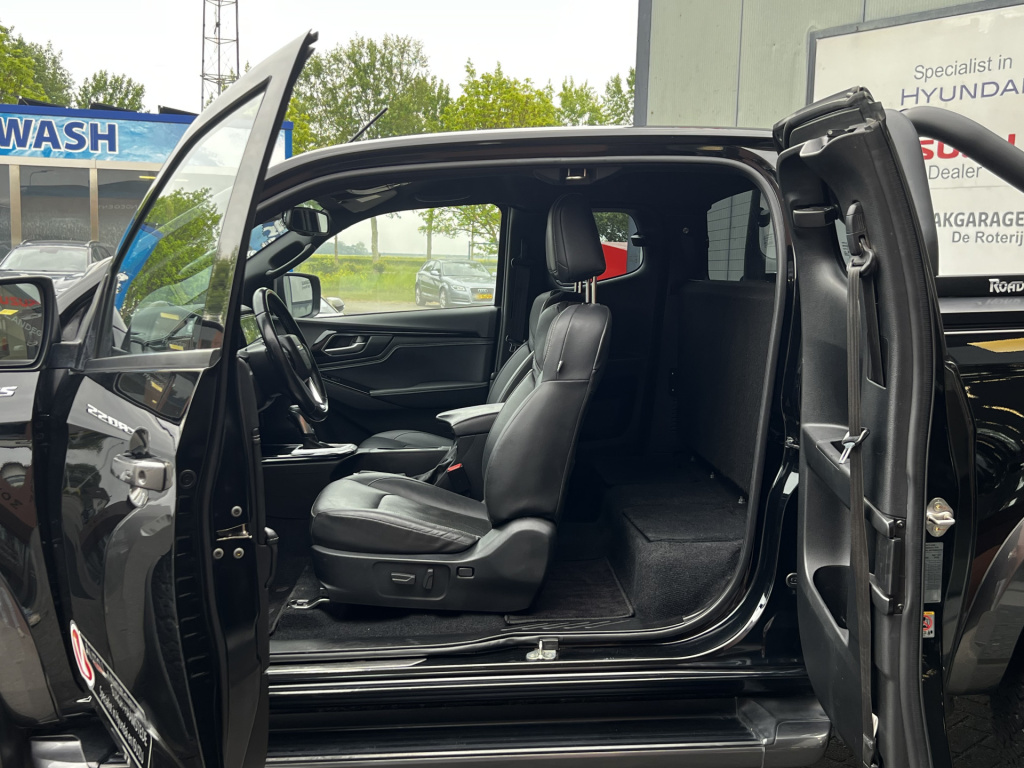 Isuzu D-max