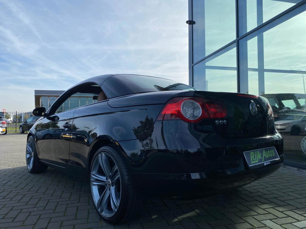 Volkswagen Eos