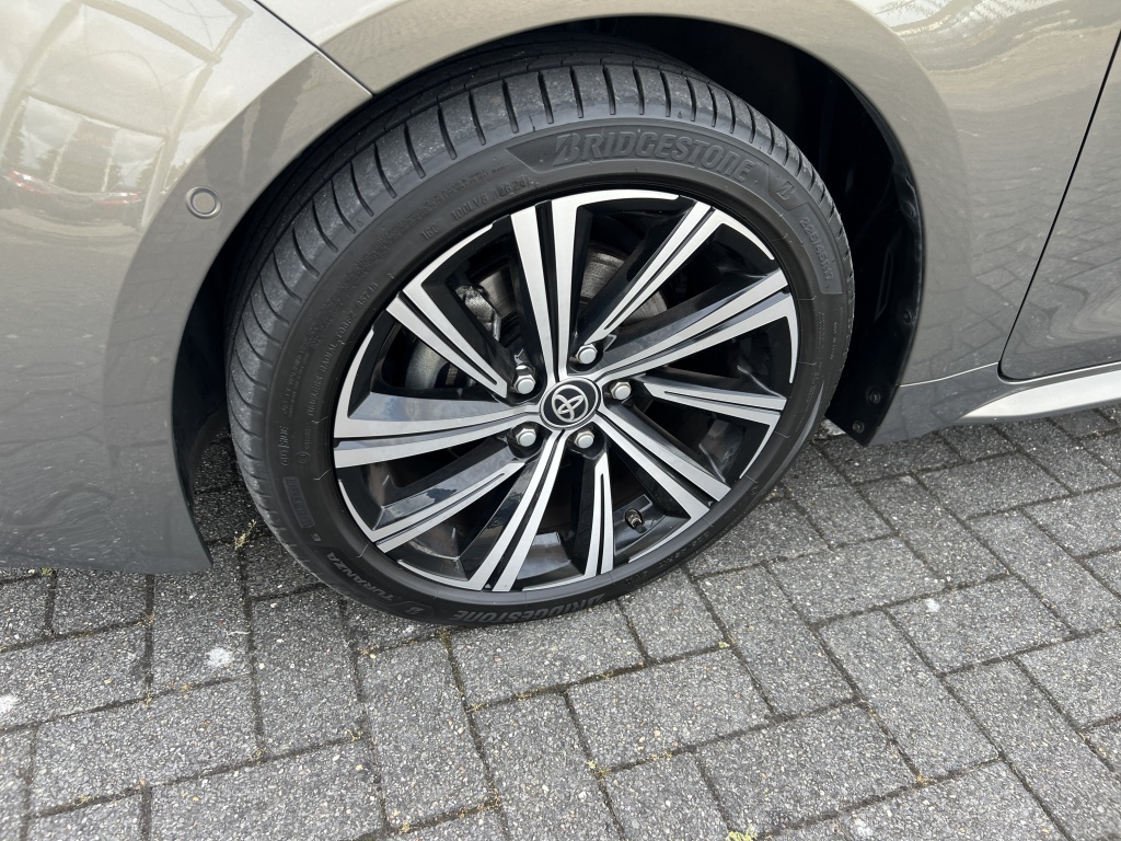 Toyota Corolla Touring Sports