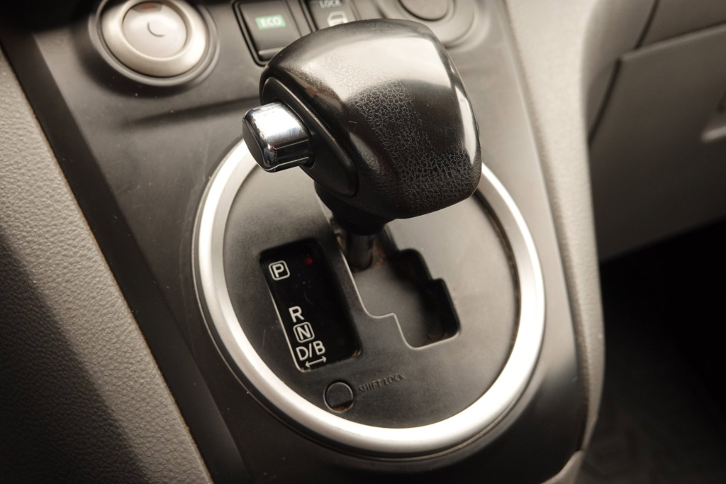 Nissan E-nv200
