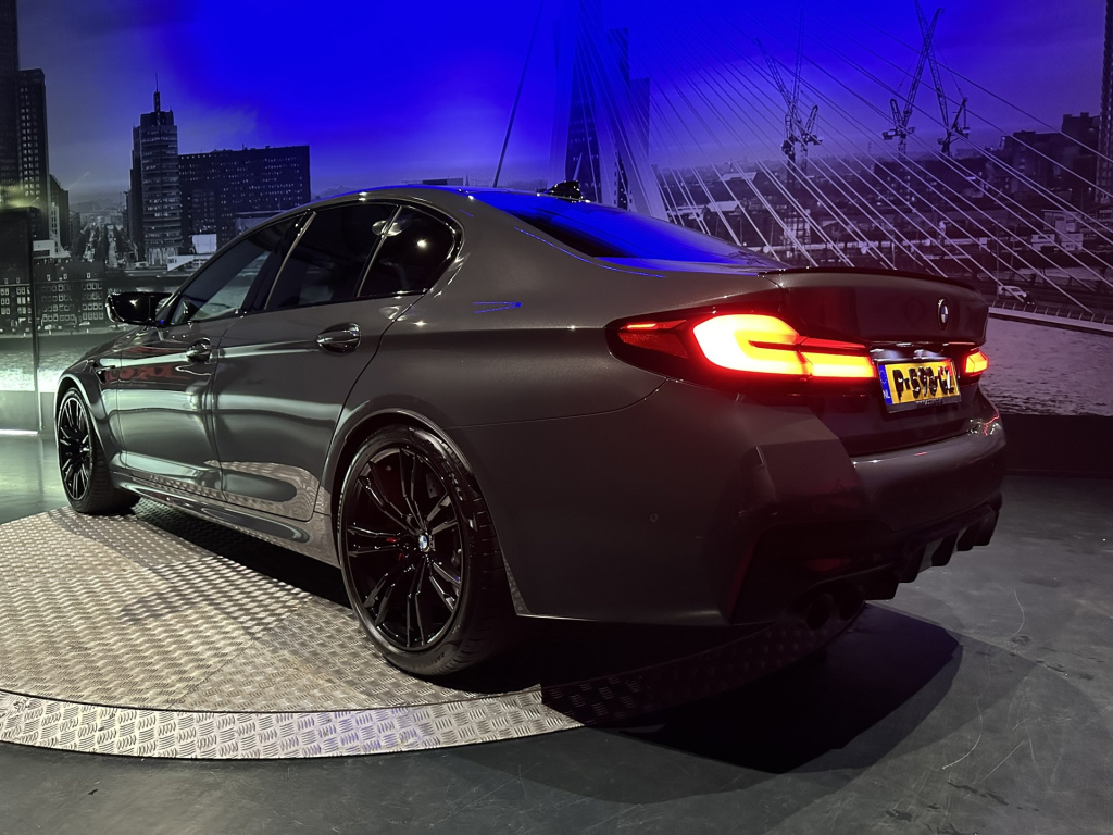 BMW M5