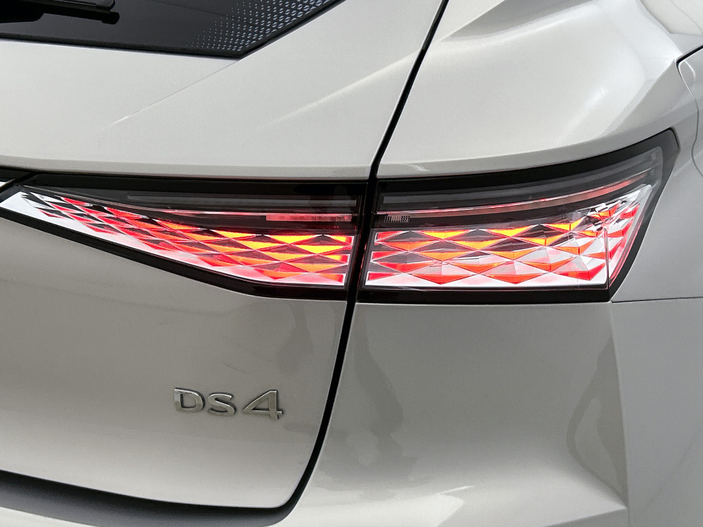 Ds Ds 4
