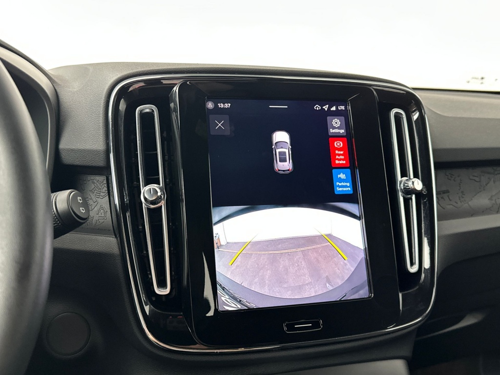 Volvo Ex40