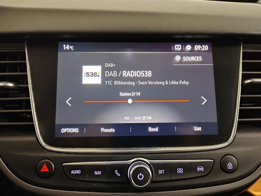 Opel Crossland X