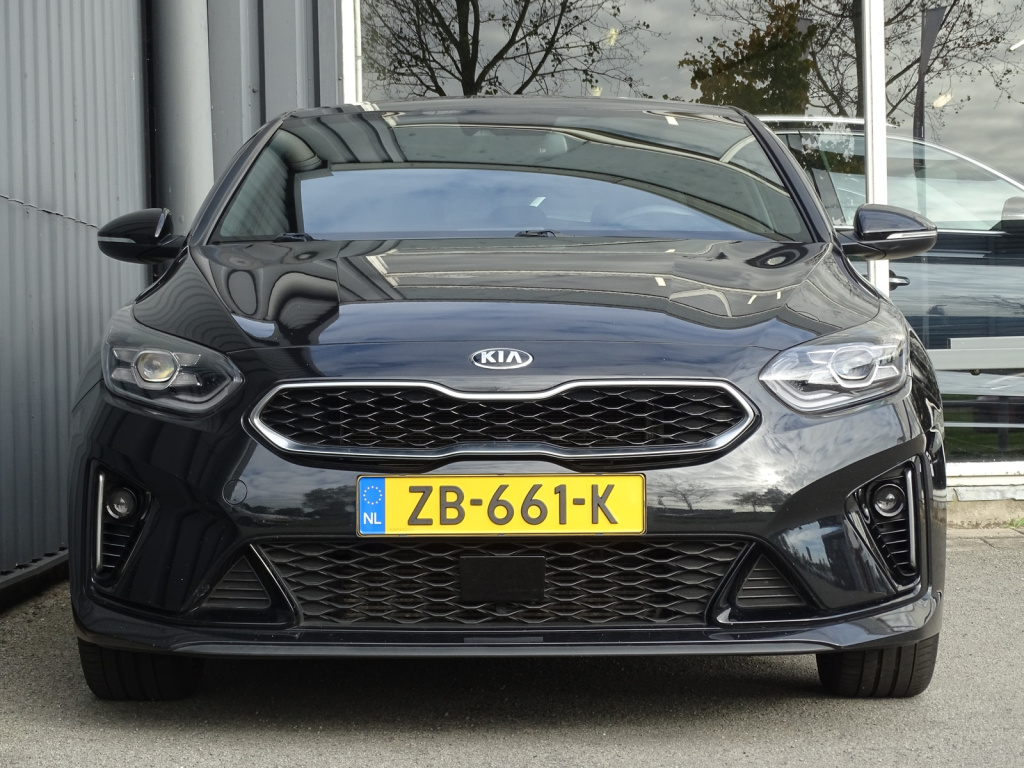 Kia Proceed