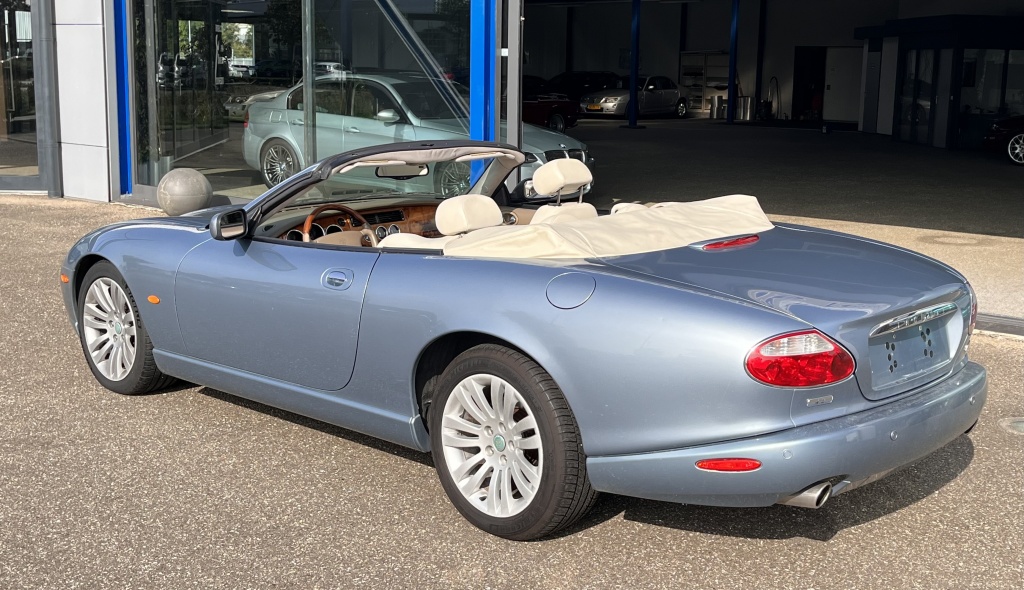 Jaguar Xk