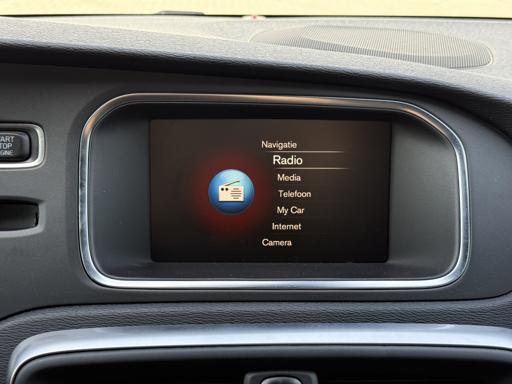 Volvo V40