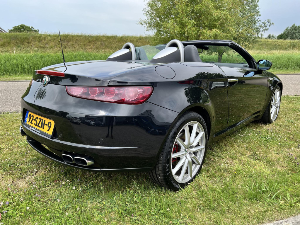 Alfa Romeo Spider