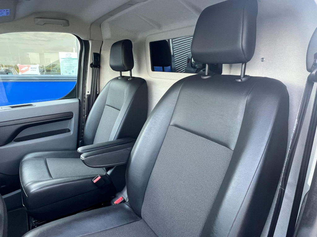 Opel Vivaro-e