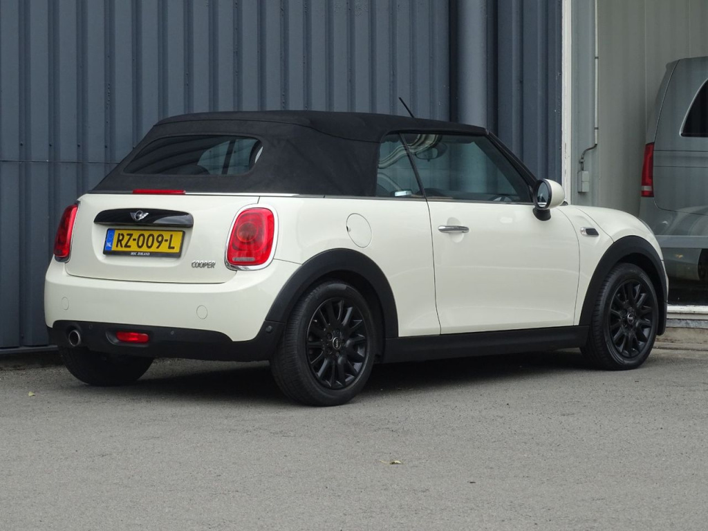 Mini Cooper Cabrio