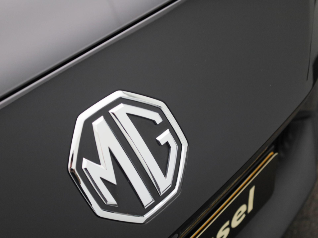MG Mg4