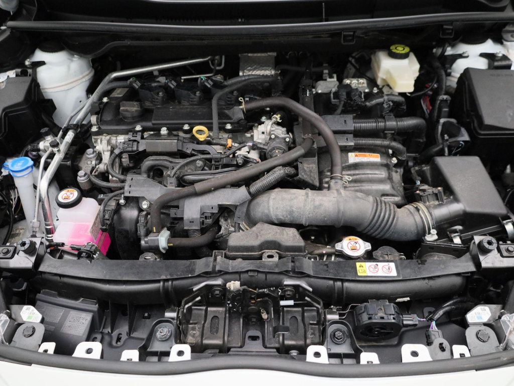 Mazda 2 Hybrid