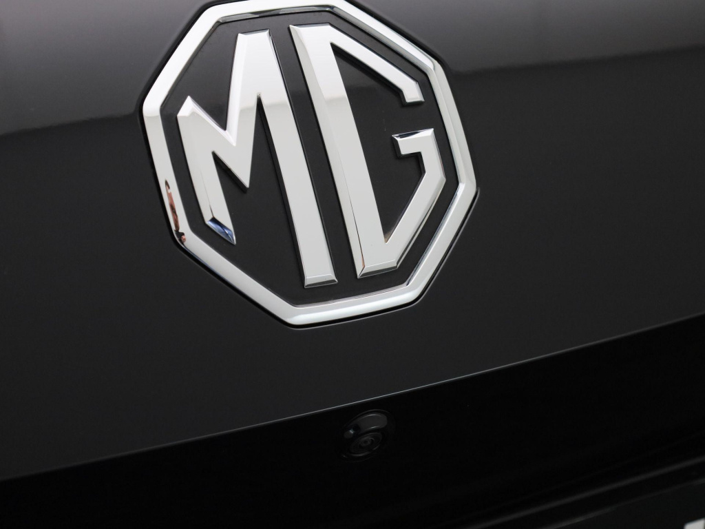 MG Mg4