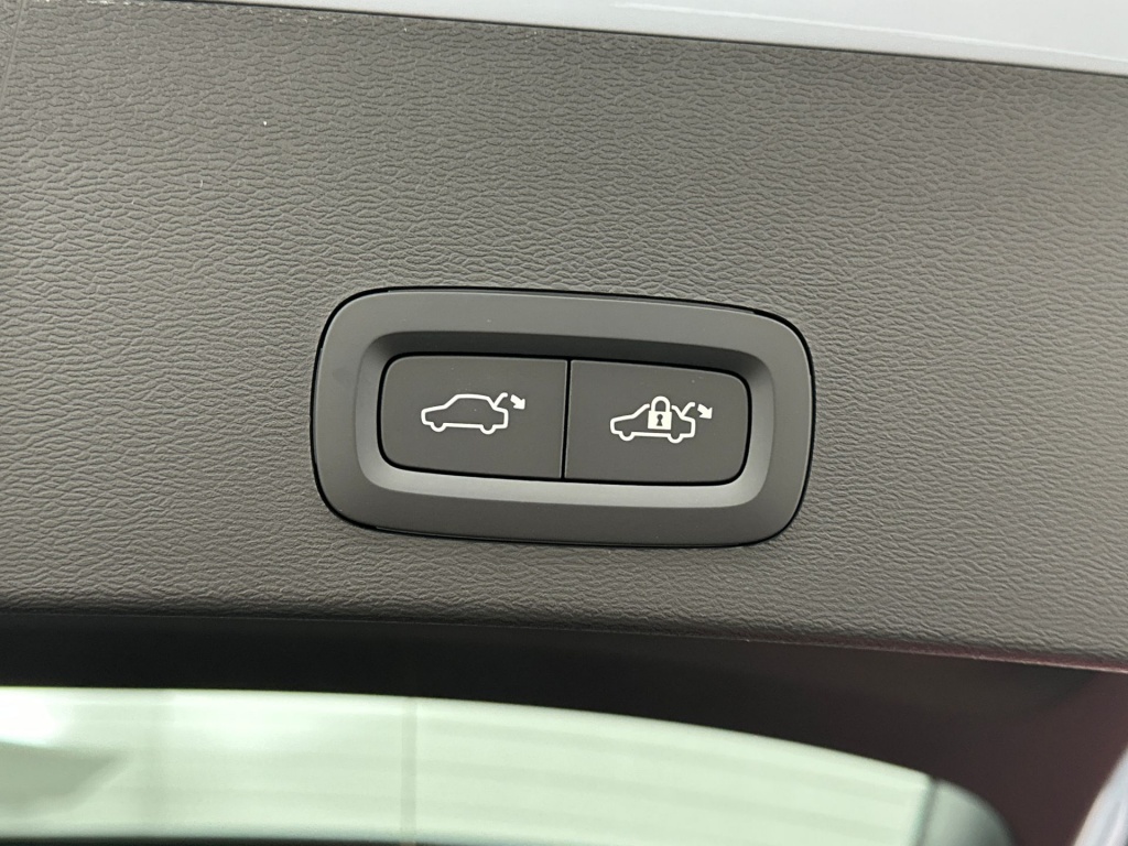 Volvo Ex40