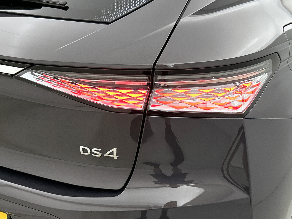 Ds Ds 4
