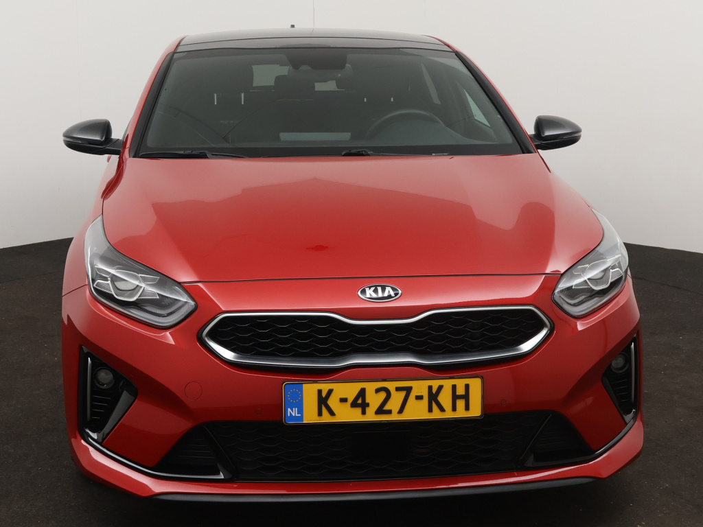 Kia Proceed